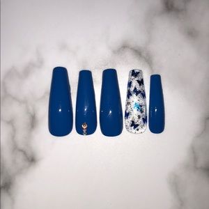 Blue butterfly press on nails
